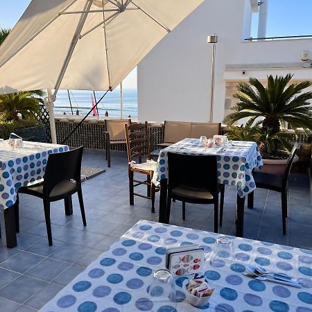Bed and Breakfast L'Onda Марина-ді-Рагуза Екстер'єр фото