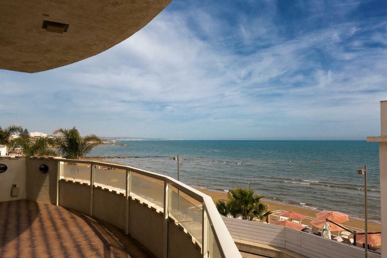 Bed and Breakfast L'Onda Марина-ді-Рагуза Екстер'єр фото